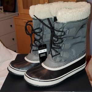NWT Sorel Winter Carnival Waterproof Boots